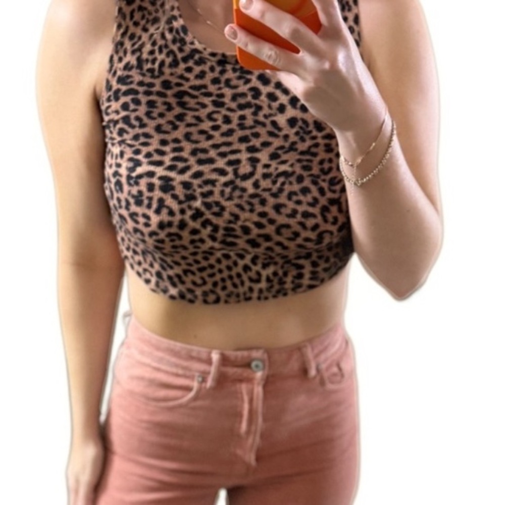 Olivaceous Leopard Print Sleeveless Crop Top womens sz s